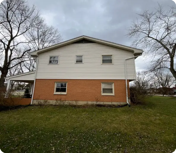 Vinyl siding and gutter installation